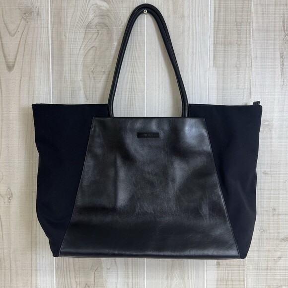 Tumi Handbags - Tumi Large Tote Bag Leather/ Nylon Travel Voyaguer Everyday Shoulder Straps